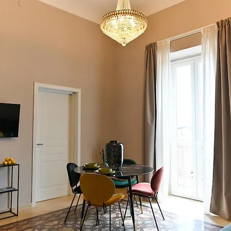 La Mole - Palazzo Sottil Apartment