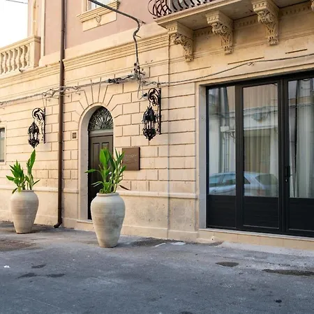 Apartment La Mole - Palazzo Sottil Noto